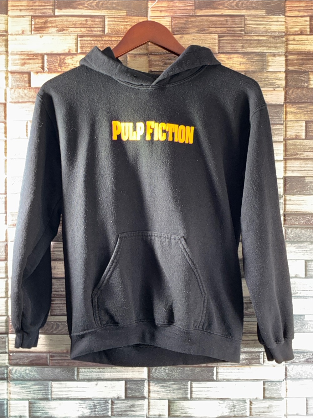 Pre Owned Small Pulp Fiction Uma Thurman Black Hoodie - Graphic Men's Sweatshirt